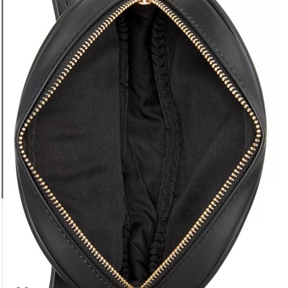 Steve Madden Black Chevron Belt Bag New - Picture 6 of 13